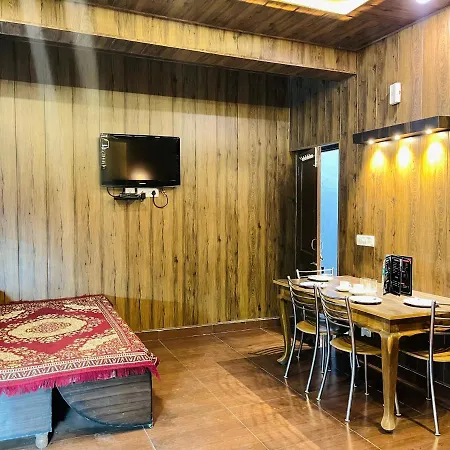 Vanshika Homes Near Mall Road Kasauli Exterior photo