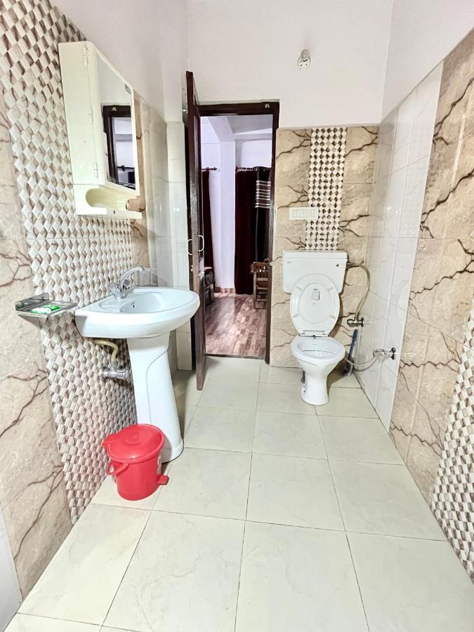 Vanshika Homes Near Mall Road